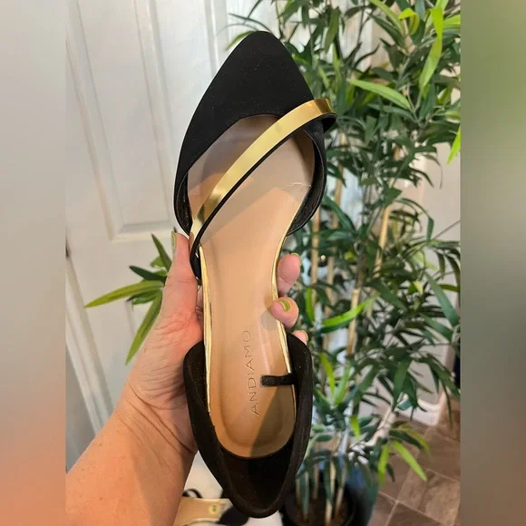 NWT Andiamo brand black flat with gold accents - Picture 5 of 15